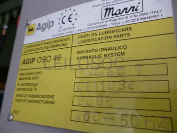 Hidráulica com moldes · Máquina de injeção de politeno · Moldes de Injeção · Moldes de Madeira