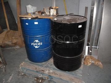 Hidráulica com moldes · Máquina de injeção de politeno · Moldes de Injeção · Moldes de Madeira