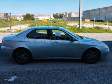 Alfa Romeu 156  Sedan 1.6 16V Twin Spark · Ano 2000 