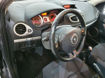 Renault Clio · Ano 2006