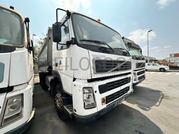 Camião Basculante VOLVO FM 13-400 (6x4)