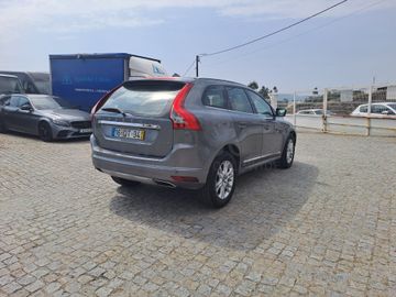 Volvo XC60 D4 · Ano 2016