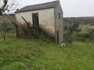 Proporção de 1/2 de Terreno · São João da Pesqueira