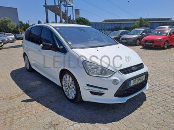 Ford S-Max 2.0 TDCI Titanium 7 · Ano 2013