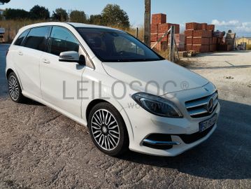 Mercedes-Benz B250e · Ano 2016