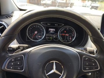 Mercedes-Benz B250e · Ano 2016