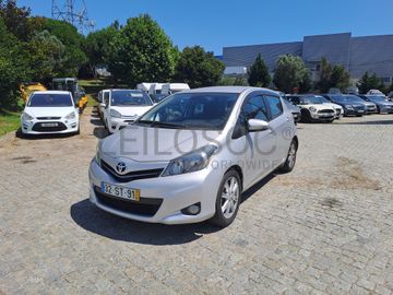 Toyota Yaris 1.4D · Ano 2017