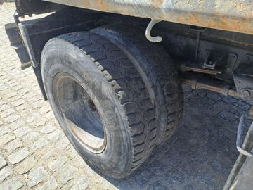 Toyota Dyna 250 · Basculante · Ano 1997