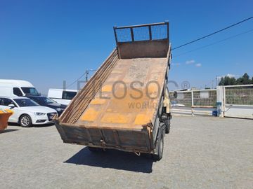 Toyota Dyna 250 · Basculante · Ano 1997