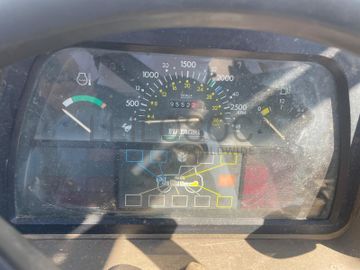 Trator Agrícola Fiat  F100 DT · Ano 1993