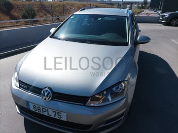 Volkswagen Golf Variant 1.6 TDI Bluemotion · Ano 2015