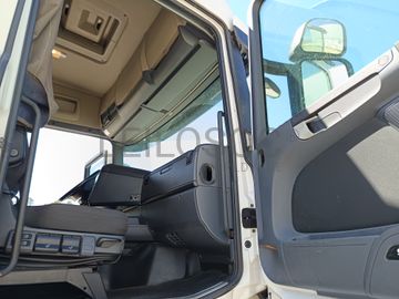 Scania R410 · Ano 2015