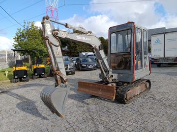 Mini Escavadora Takeuchi 