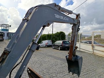 Mini Escavadora Takeuchi 