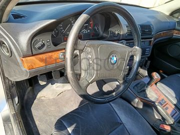 BMW 520d · Ano 2000