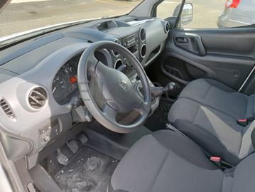 Peugeot Partner · Ano 2018