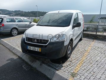 Peugeot Partner · Ano 2018