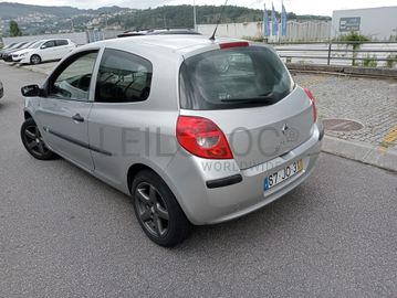 Renault Clio · Ano 2009