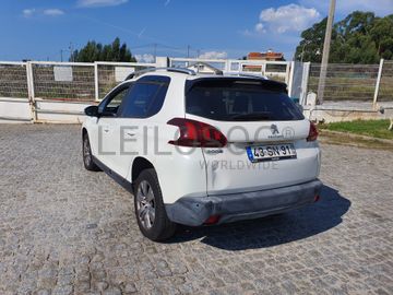 Peugeot 2008  · Ano 2017