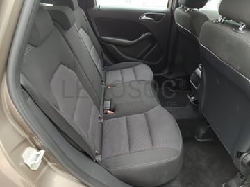 Mercedes-Benz B180 CDI · Ano 2013