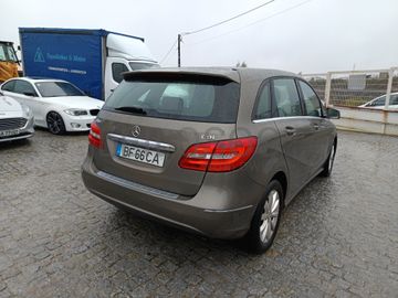 Mercedes-Benz B180 CDI · Ano 2013