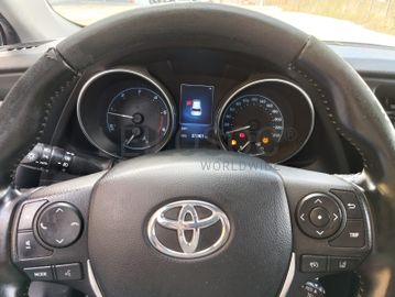 Toyota Auris · Ano 2017