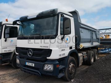 Camião Basculante Tras. 26 T  Mercedes-Benz 2632 K