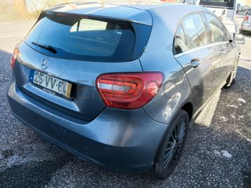 Mercedes-Benz A180 · Ano 2014