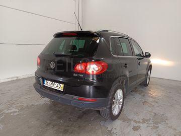 Volkswagen Tiguan · Ano 2008