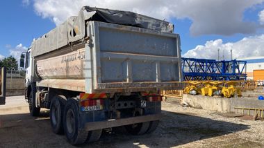 Camião Basc. Tras. 26 T Mercedes-Benz Actros 2632K/36 6x4