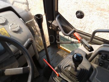 Retroescavadeira VOLVO BL61B