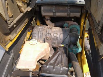 Retroescavadeira VOLVO BL61B