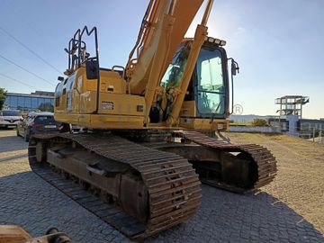 Giratória de Rastos Komatsu · Ano 2018