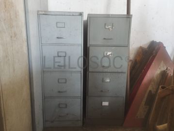 Cacifos metálicas