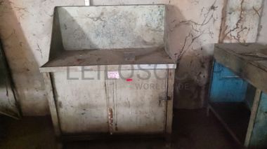 Armário de duas portas