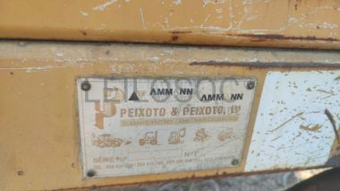 Maquina de misturar cimento. 