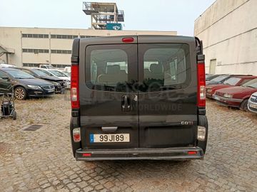 Opel Vivaro - Ano 2010