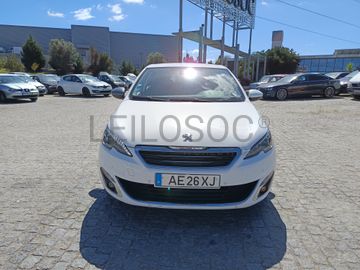 Peugeot 308 · Ano 2015