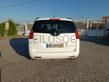 Peugeot 5008 · Ano 2015