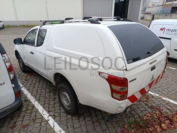 Mitsubishi L200 4WD CC Invite 3 L 2.5 DI-D