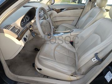 Mercedes-Benz E220 · Ano 2002