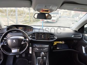 Peugeot 308 SW · Ano 2017