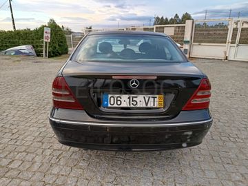 Mercedes-Benz C220 CDI · Ano 2000