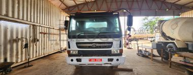 TATA 7M3 Concrete Mixer Truck 