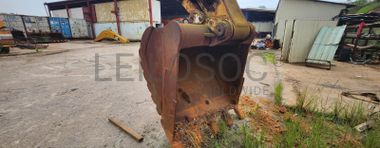 CATERPILLAR 25T Crawler Excavator with Spare Parts