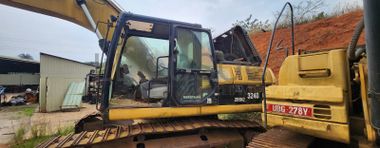 CATERPILLAR 25T Crawler Excavator with Spare Parts