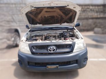Voiture TOYOTA HILUX 