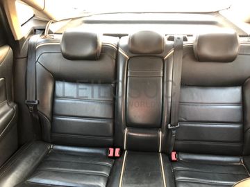 Voiture FORD Mondeo