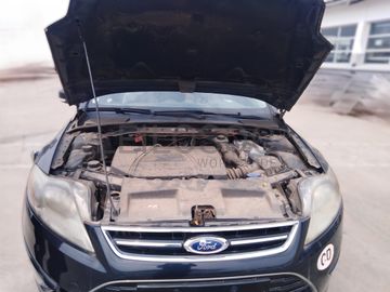 Voiture FORD Mondeo