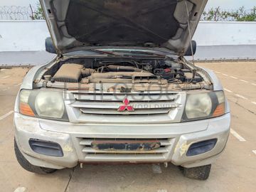 Voiture MITSUBISHI Pajero
